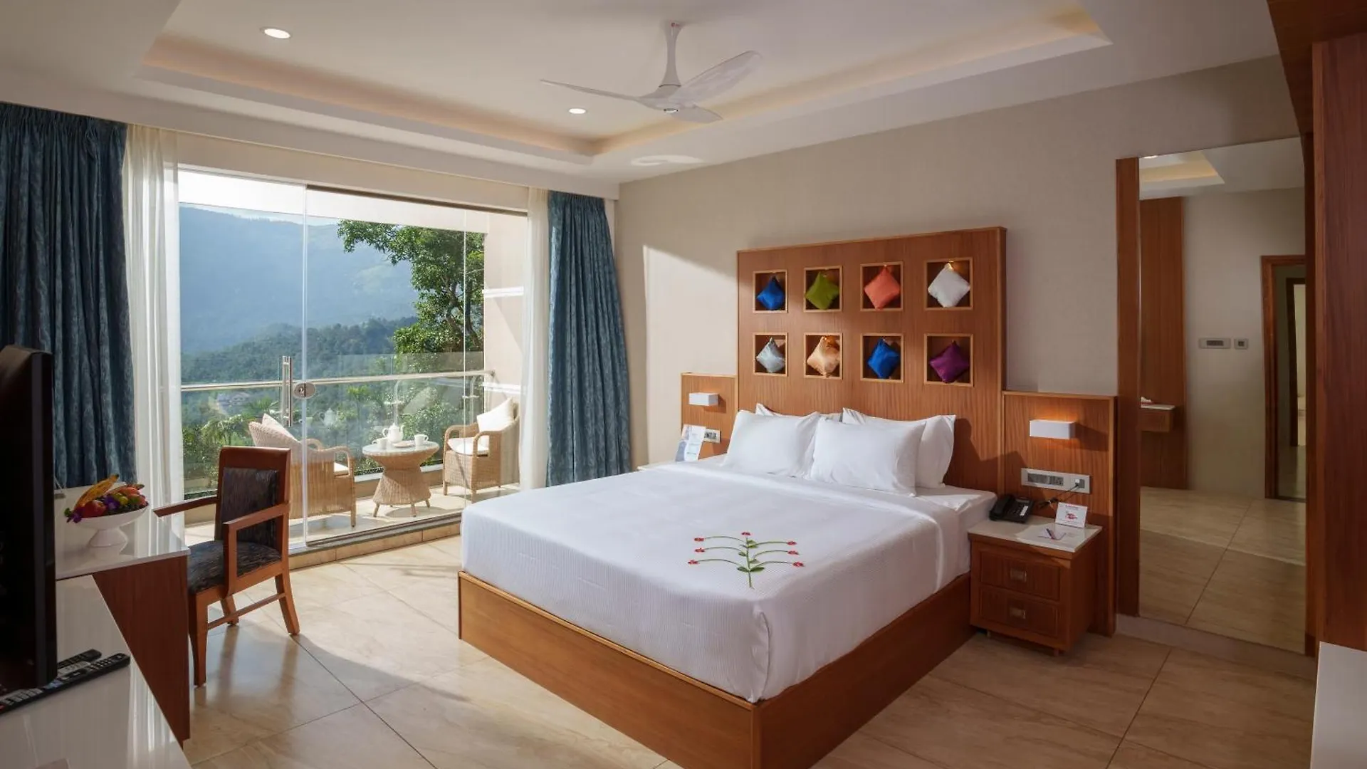 The Fog Munnar Hotel India