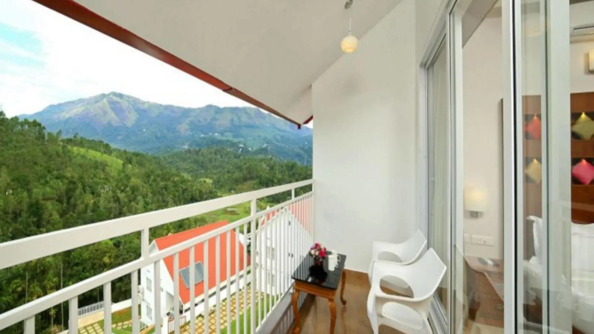 Resort The Fog Munnar Hotel
